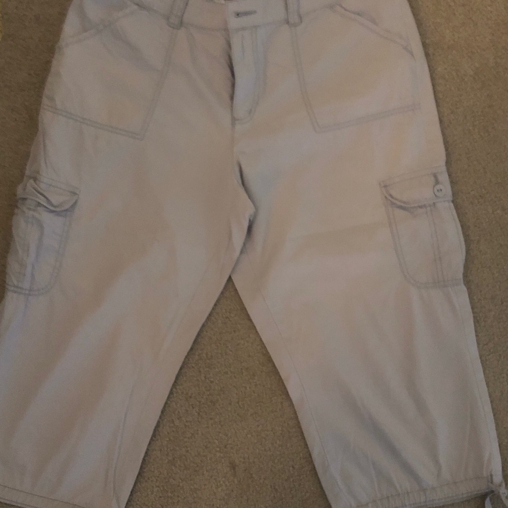 St. John's Bay Light Beige Capris